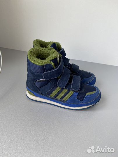 Демисезонные кроссовки для мальчика Adidas