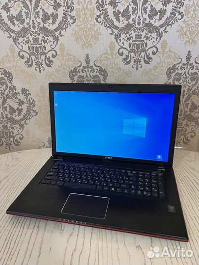 MSI i7 / gtx860 / 17.3 / SSD