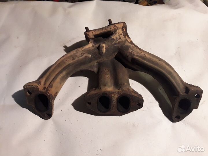 Впускной и выпускной коллектор для шкоды фелиции