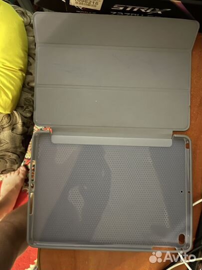 Чехол на iPad 7