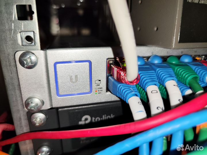 Коммутатор Ubiquiti UniFi Switch 48 US-48