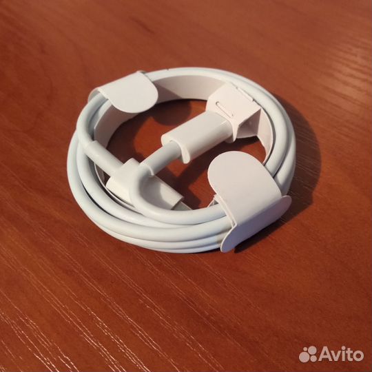 Кабель Type-C на Type-C белый