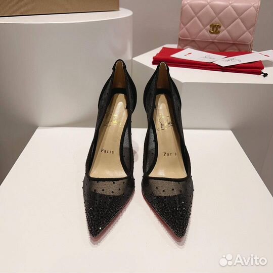 Туфли женские Christian Louboutin