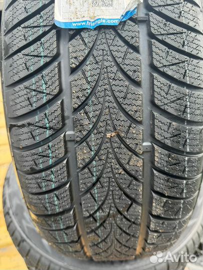 Triangle WinterX TW401 215/55 R17 98V