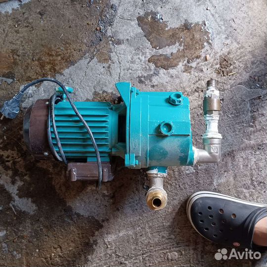 Водонасос новый