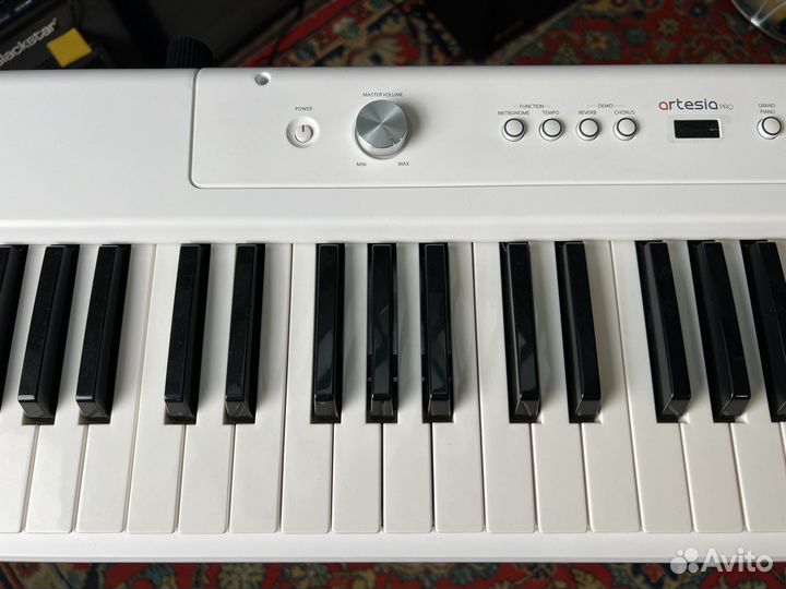 Цифровое пианино artesia