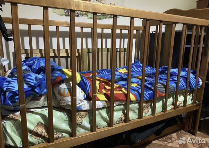 Детская кроватка