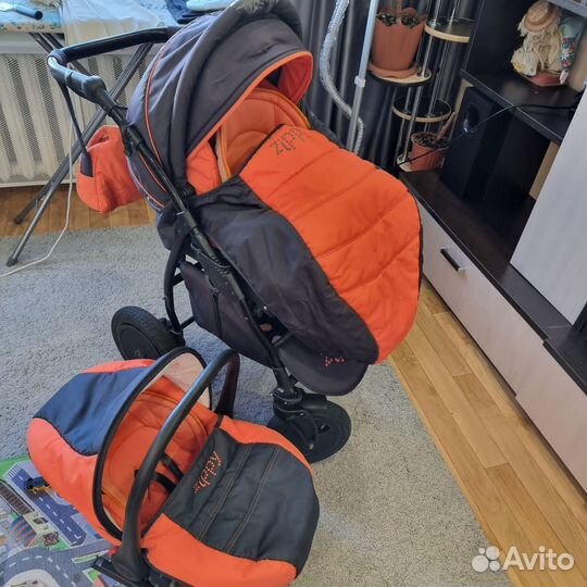 Коляска zippy 2 в 1