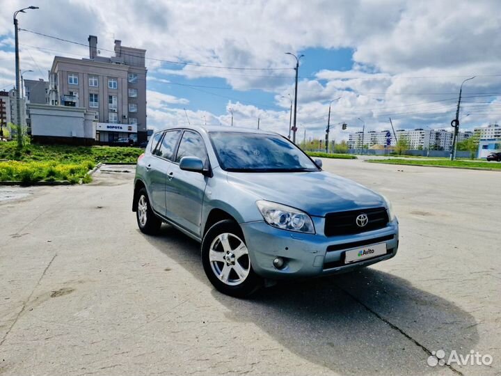 Toyota RAV4 2.0 AT, 2007, 180 000 км