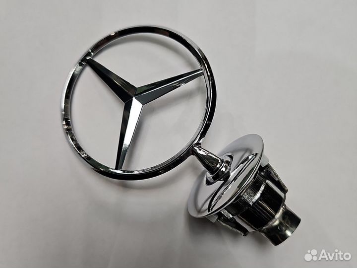 Эмблема прицел на капот Mercedes W221 W212