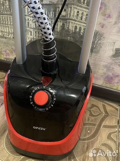 Отпариватель вертикальный напольный Ginzzu HG-202