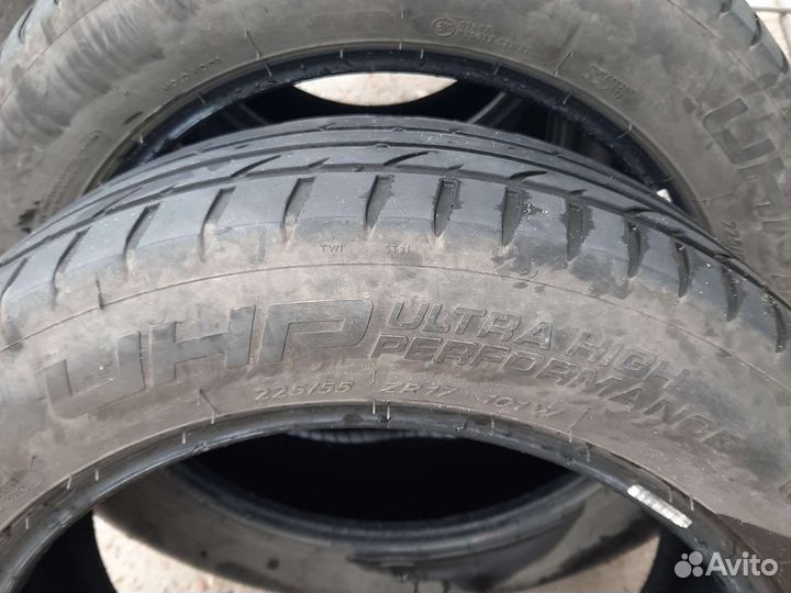 Tigar UHP Ultra High Performance 225/55 R17 109V