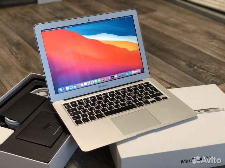 Премиум ноутбук Apple MacBook Air 13 SSD core i5