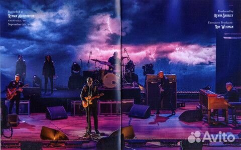 Joe Bonamassa / Now Serving: Royal Tea Live From T