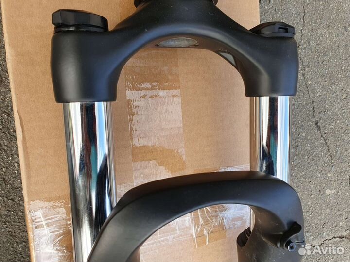 Вилка rock shox 29