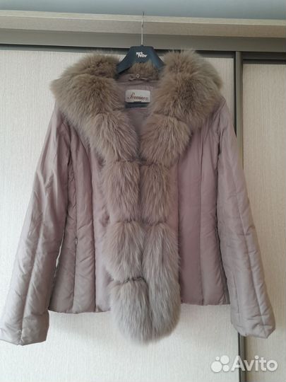 Куртка зимняя с натуральным мехом,пуховик.46 48