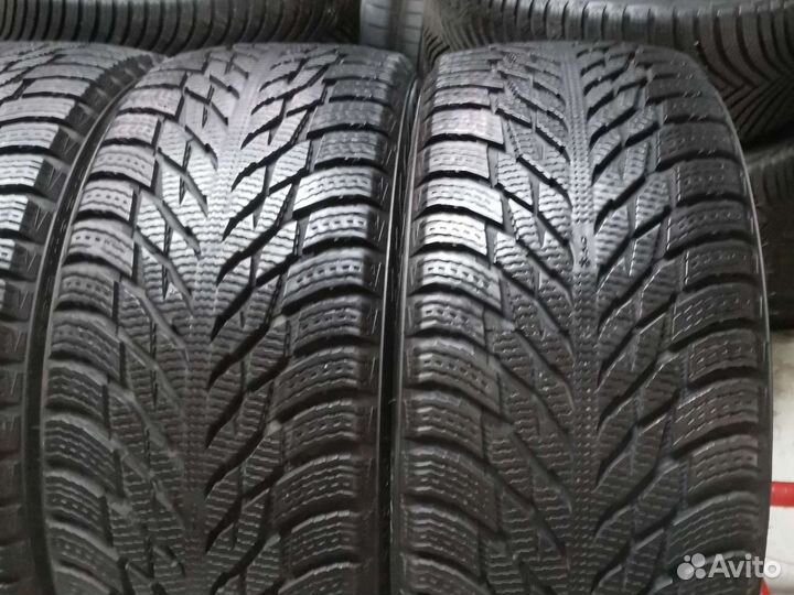Nokian Tyres Hakkapeliitta R3 225/40 R19