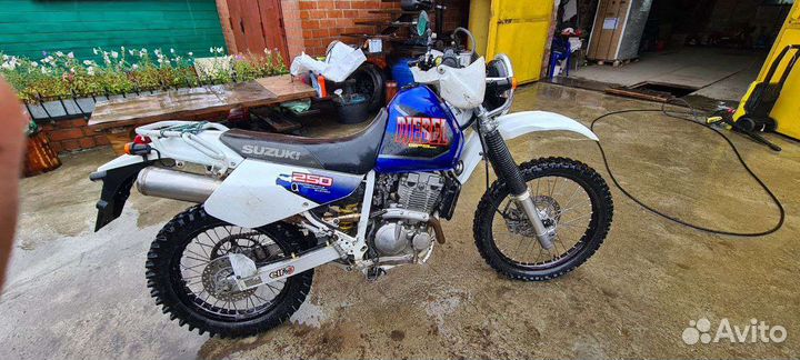 Suzuki djebel 250xc