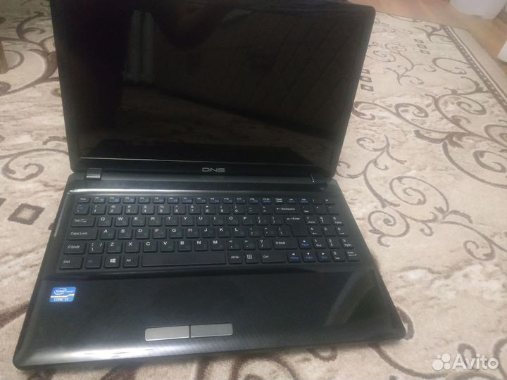 Ноутбук DNS W253EUQ