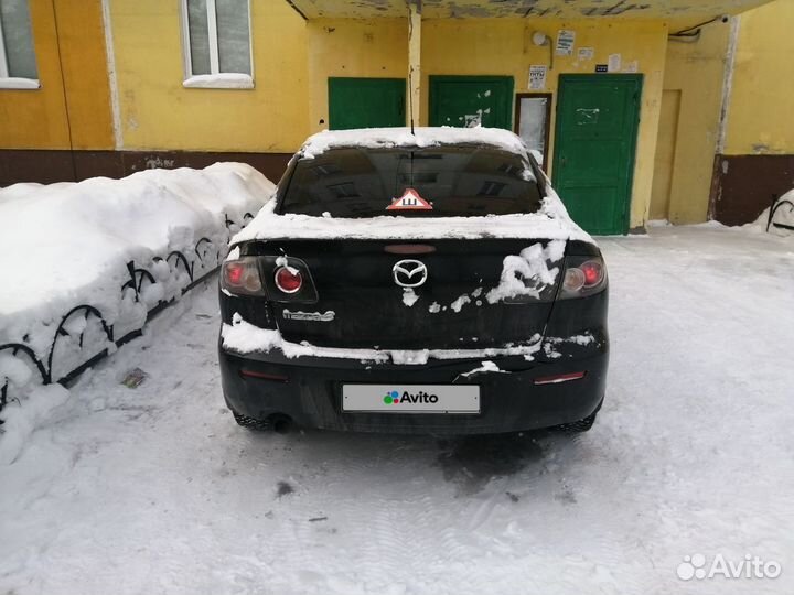 Mazda 3 2.0 МТ, 2008, битый, 250 000 км