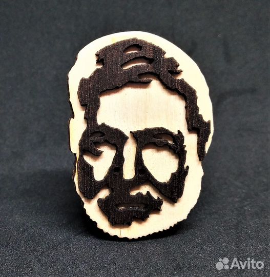 Хэмингуэй значок Waf-Waf дерево