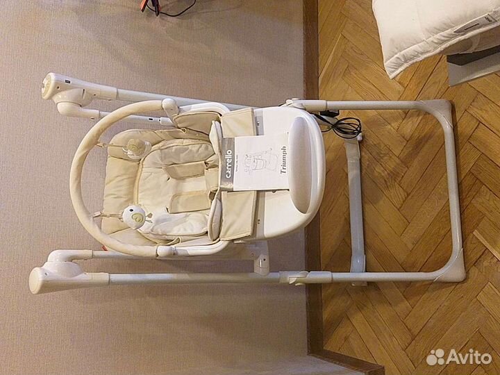 Детские качели плюс стульчик для кормления