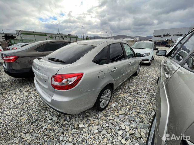 LADA Granta 1.6 МТ, 2022