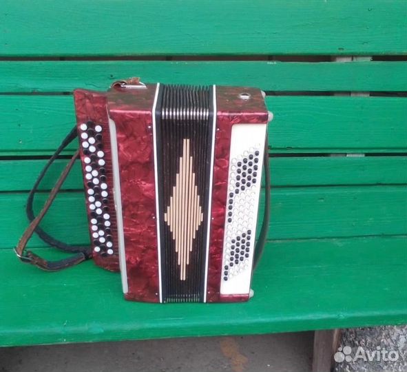 Аккордеоны гармони баяны