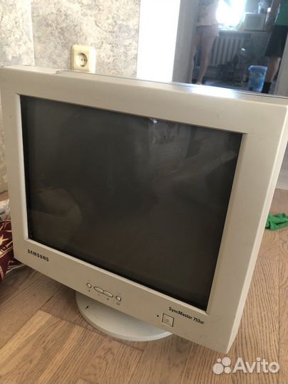 Монитор samsung