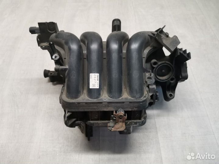 Коллектор впускной Mazda 3 BK 1.6 Z6 2006