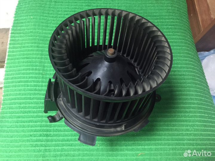 Моторчик печки peugeot 206