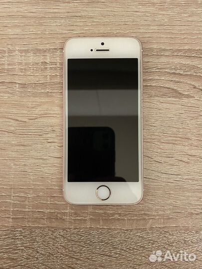 iPhone SE, 128 ГБ