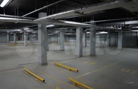 Машиноместо, 16 м²