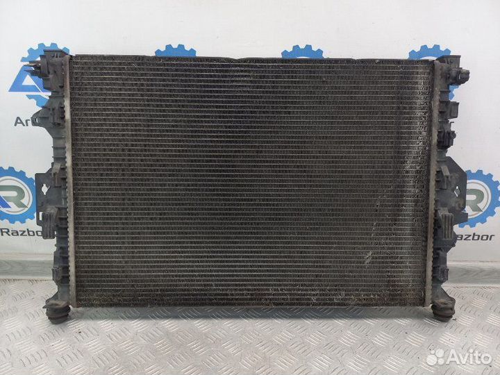 Радиатор основной Land Rover Freelander 2 2.2