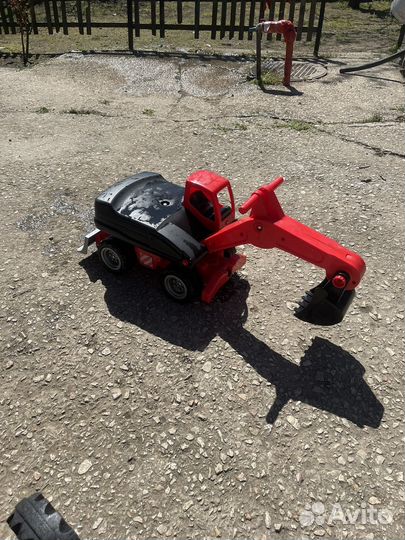 Экскаватор детский