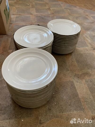 Тарелки разные
