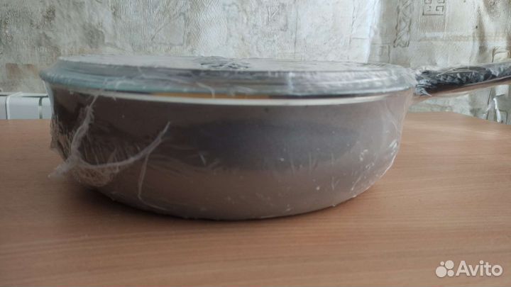 Сотейник Scovo 28 см новый с крышкой