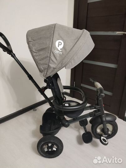 Детский трехколесный велосипед с ручкой