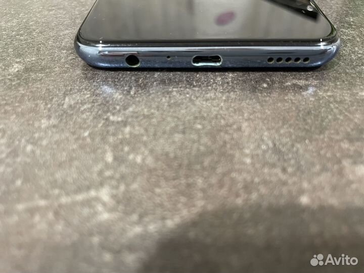 HONOR 10 Lite, 3/64 ГБ