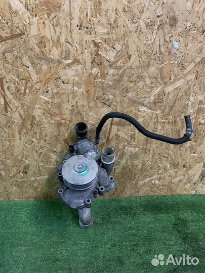 Помпа водяная 3.0 Jeep Grand Cherokee 4 Dodge Ram
