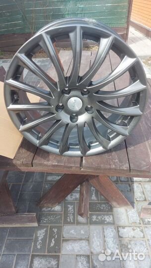 Диски литые r18 5x114.3
