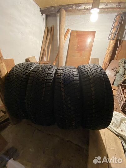 Michelin Latitude X-Ice North 225/65 R17