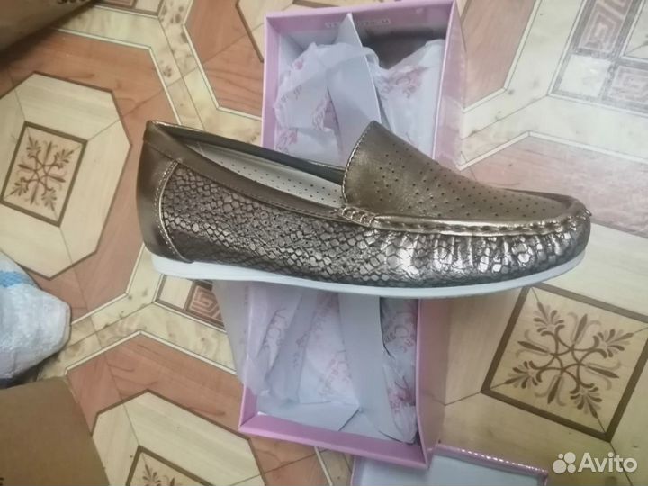 Балетки новые