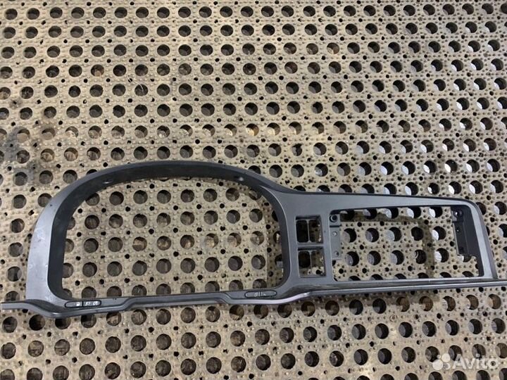 Рамка комбинации приборов Man Tgs 18.400 4X2 BLS