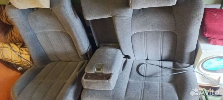 Продам заднее сиденье crown
