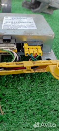 Блок управления SRS Dodge Stratus 1996