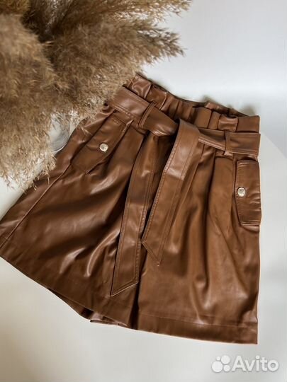 Женские шорты из эко-кожи Love Republic 44-46