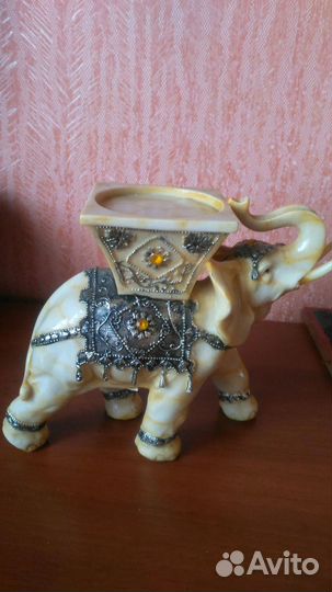 Статуэтки слоны-подсвечники