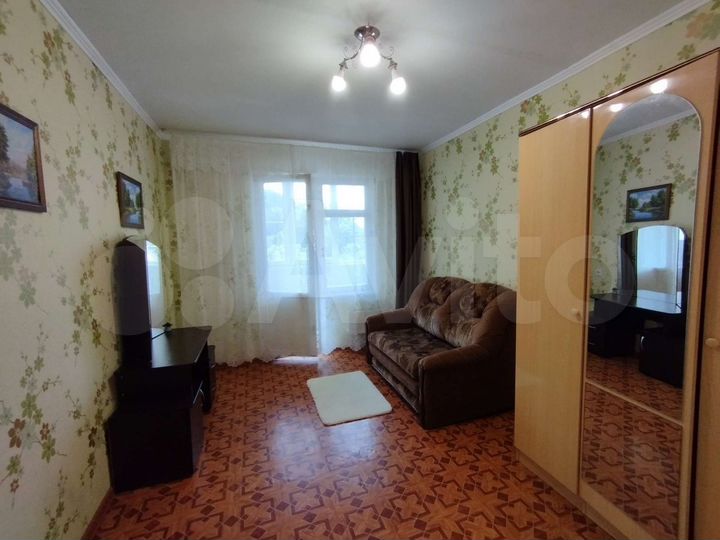 2-к. квартира, 65 м², 6/9 эт.