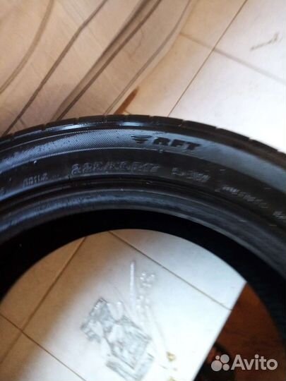 Bridgestone Potenza S001 225/50 R17 94W